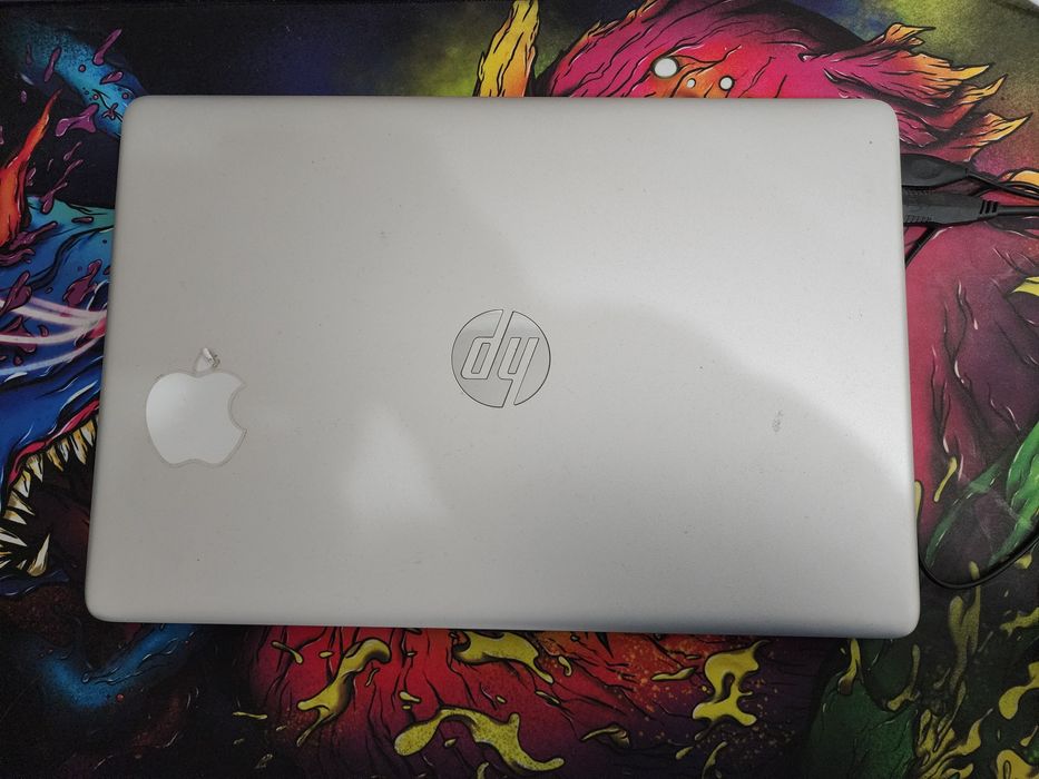 HP LAPTOP 15 дюймов, СРОЧНО, отдам дёшево читайте характеристики