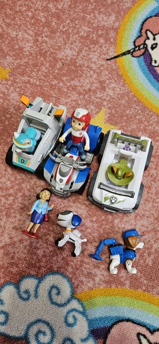 Paw Patrol 3 masini + 6 figurine