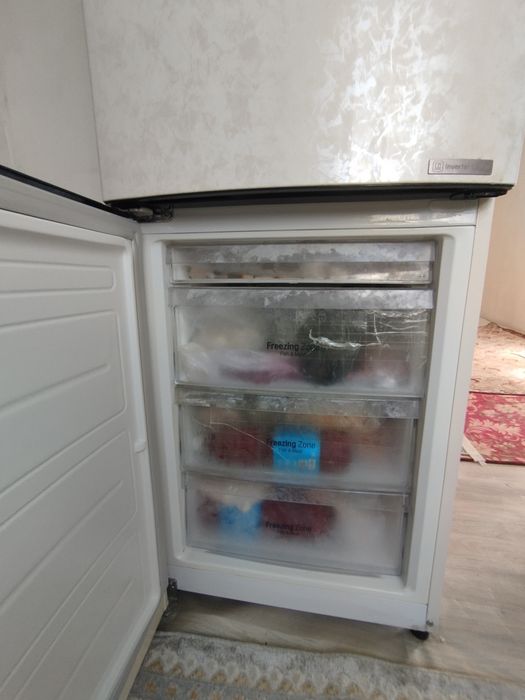 Продам холодильник LG