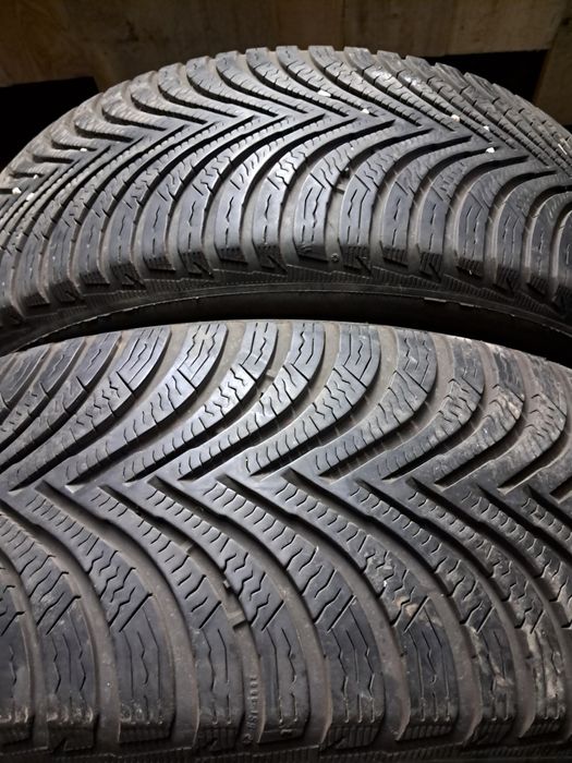 Anvelope second iarna 215 65 R16 Michelin
