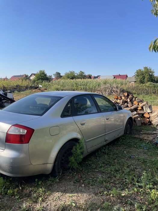 audi a4 pentru piese