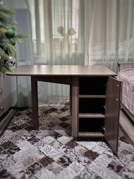 Стол трансформер, книжка