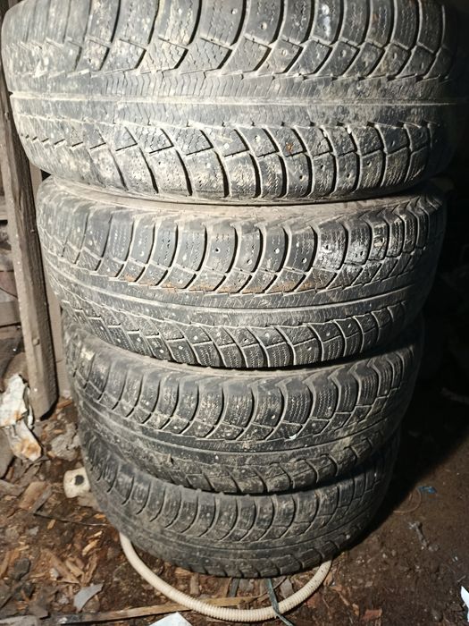 Продам резину  зимние