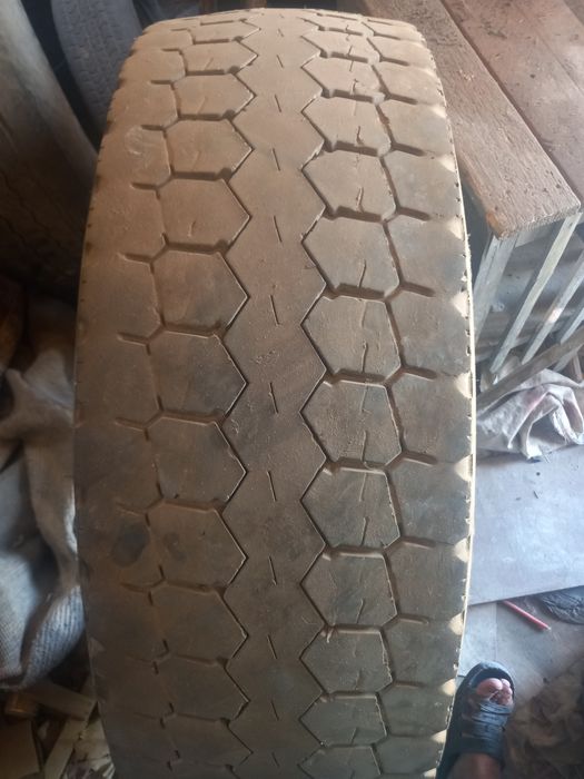 Балонлар сотилади ишлатилган ,биттаси Ванли иккинчиси Контенентал