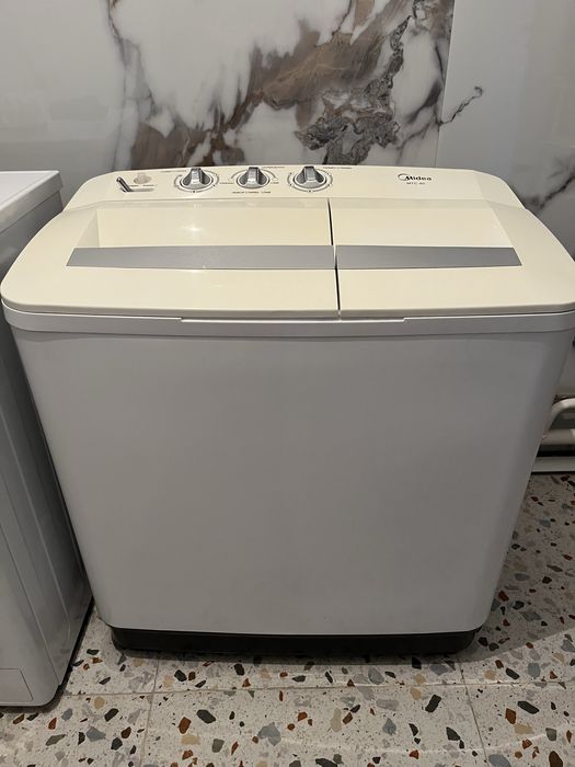 Продам б/у стиральную машину состояние выше хорошего