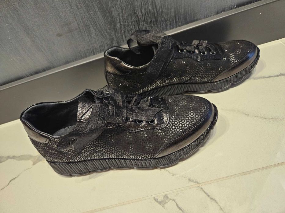 Bianki, ест. кожа /37