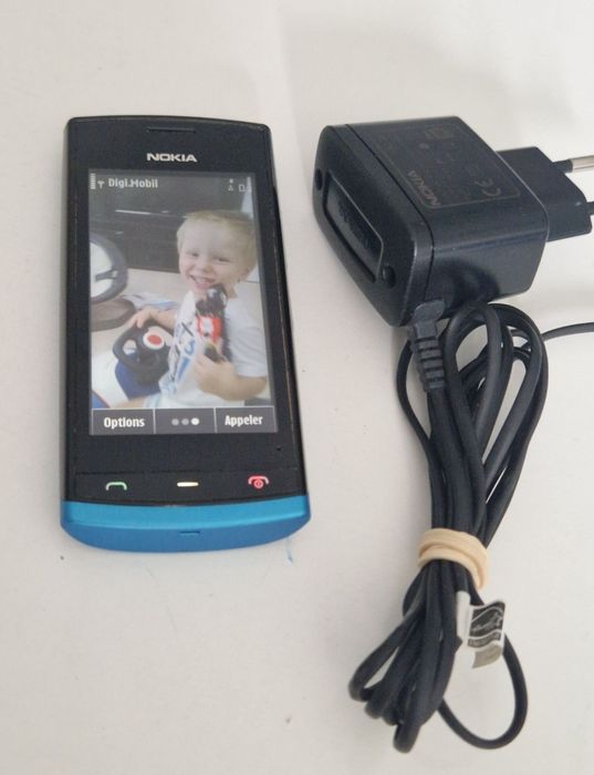 Telefon Nokia 500