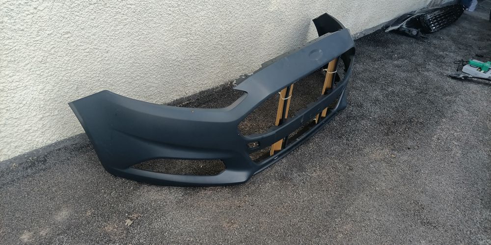 Бампер переднии форд мондео 2015