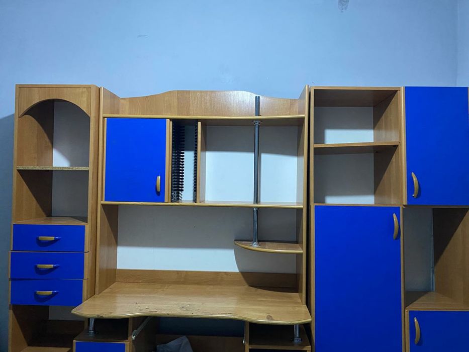 Шкаф пен душовой сатылады