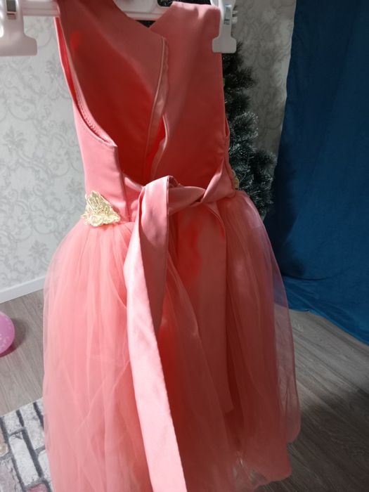 Платье для принцессы продам