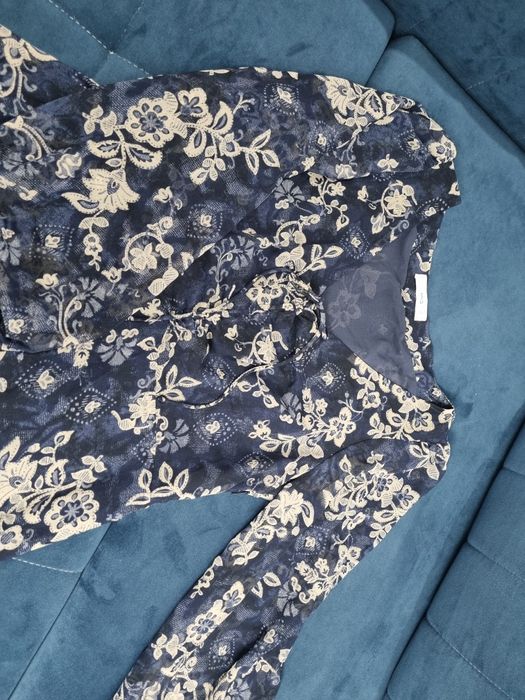 Платье Mango продам