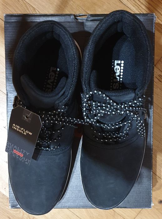 Нови LEVIS 41 номер