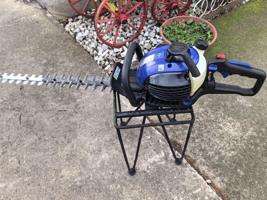 LUX TOOLS Бензинов Храсторез. Ножица за жив плет.