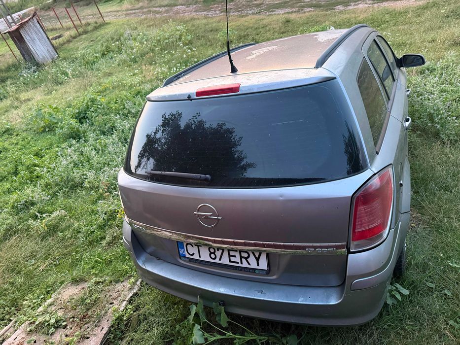 Vând Opel Astra h