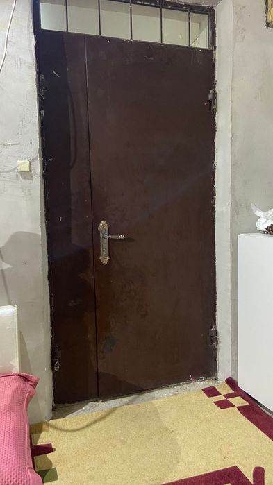 Темір есік жылуымен