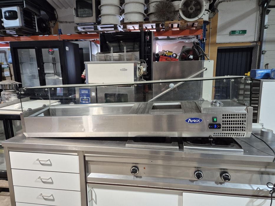 Vitrina rece frigorific, salatiera