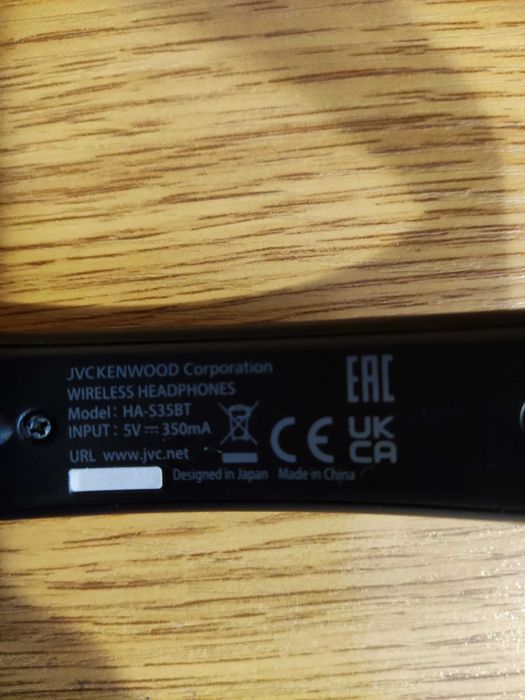 Безжични слушалки JVC HA-S35BT (Като нови)