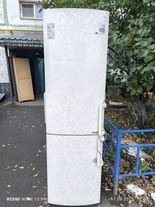 Продам холодильник LG