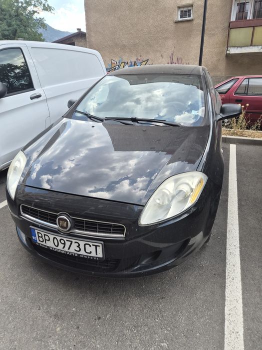 Fiat Bravo 1.4 i (90 к.с.) | 2009 г. | Регистриран, Напълно Обслужен и Готов за Каране!