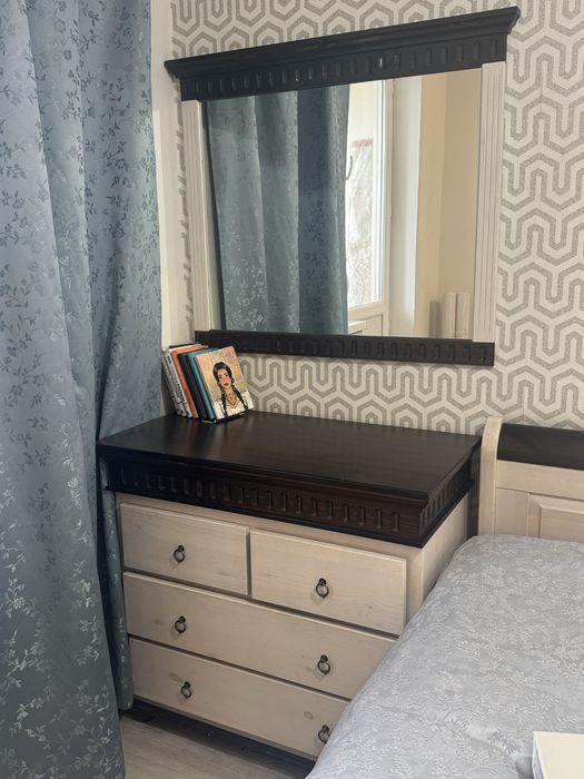 Спальный гарнитур