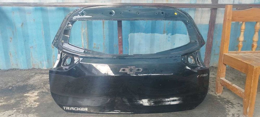 Трекир 2 орқа капўти