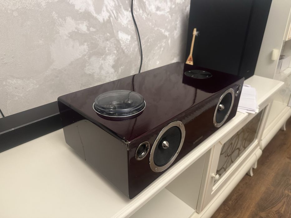 Срочно Продается музыкальный колонка