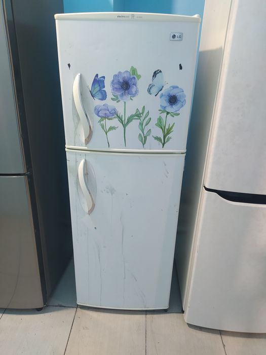 Продам холодильник