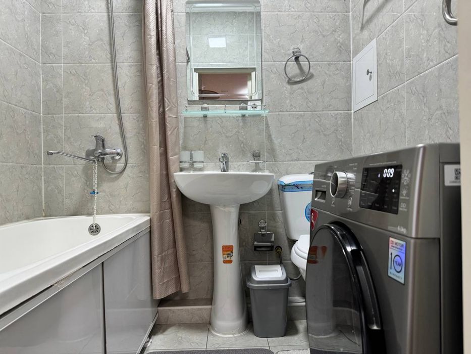 Сдается квартира на Махтумкули, 1-комн., 1 линия