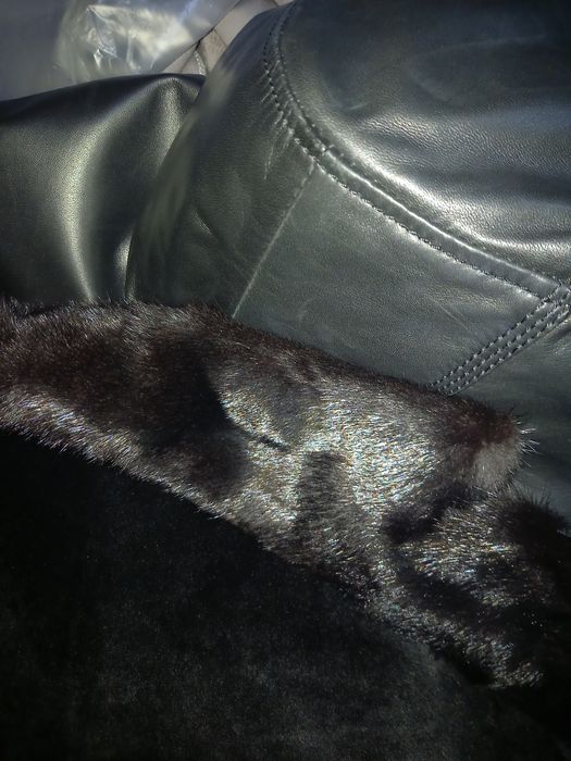 Кожаный дубленка