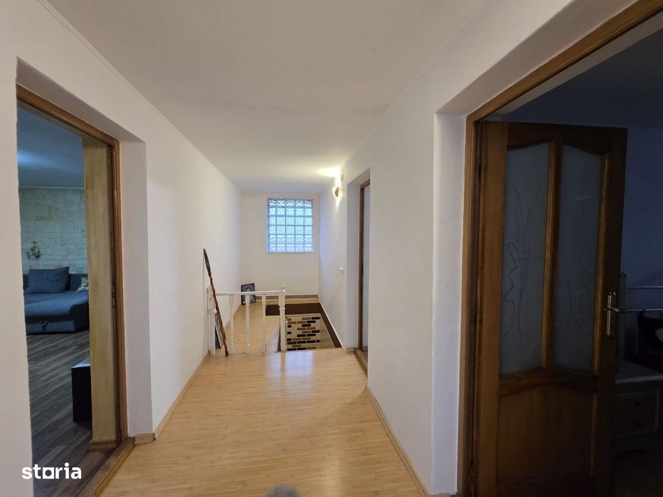 Casă spațioasă cu etaj, utilități complete și piscină – Simeria, HD