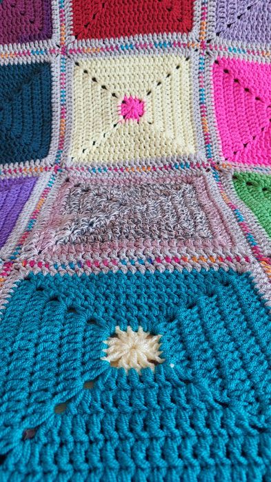 Продам вязаный плед