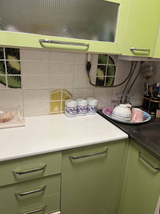 Квартираға қыз керек