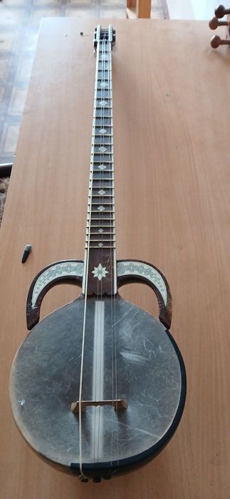 Qashqar Rubobi zakaznoy