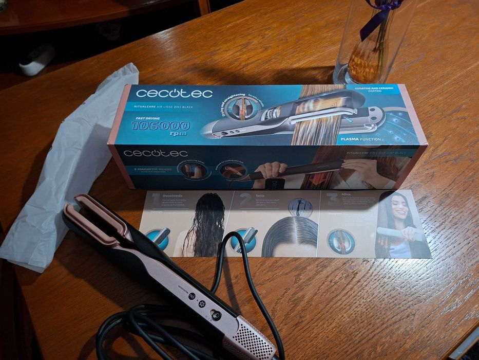 Placa de indreptat parul Cecotec