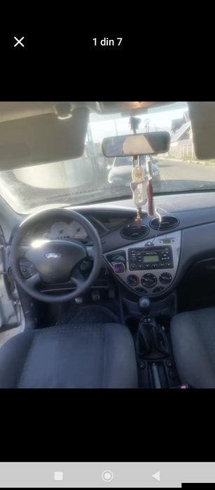 Vând sau scaimb Ford focus