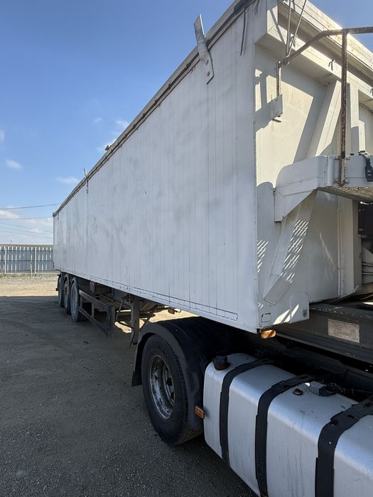 Semiremorca cereale Benalu