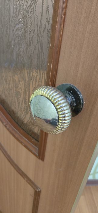 Межкомнатные двери бу