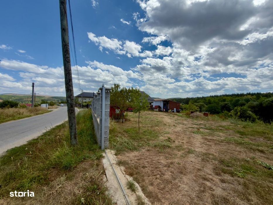 Teren Intravilan 1.137 mp | Savadisla | Utilitati | Panorama Padure
