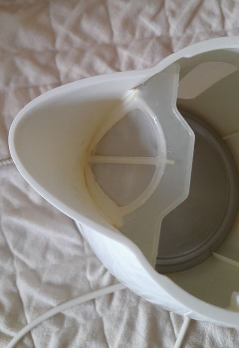 Philips HD4646 чайник