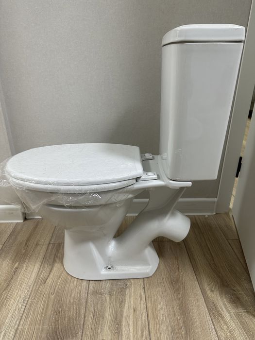 Унитаз продам 18 000