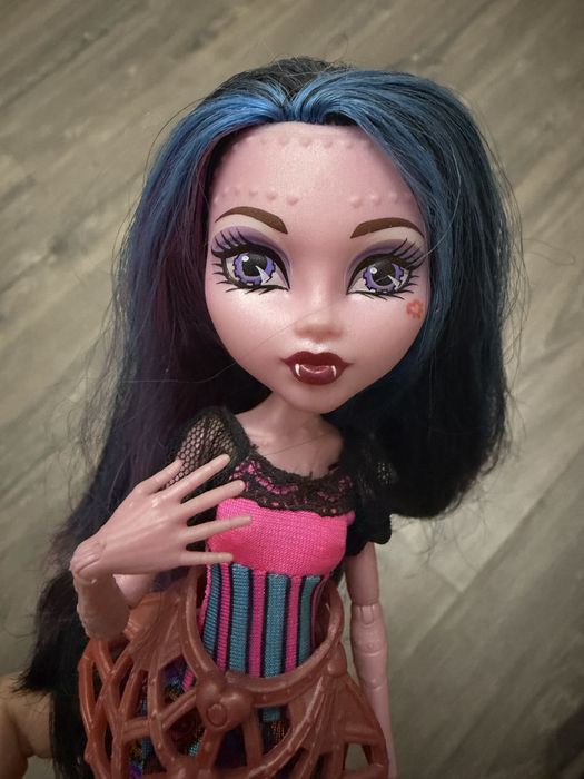 Кукла дракубека монстр хай