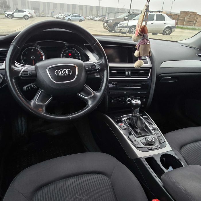 Audi A4 B8-2012-2.0-TDI