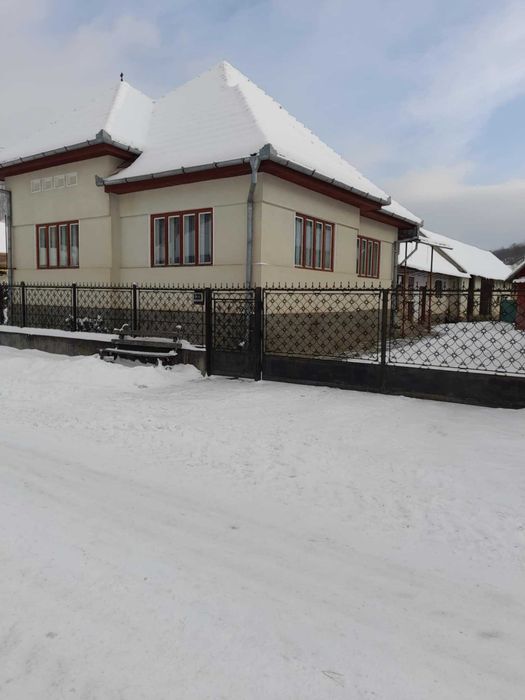 Casa de vanzare Deleni