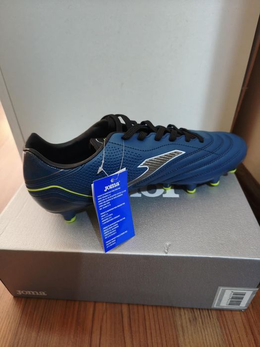 Бутонки  на " JOMA"