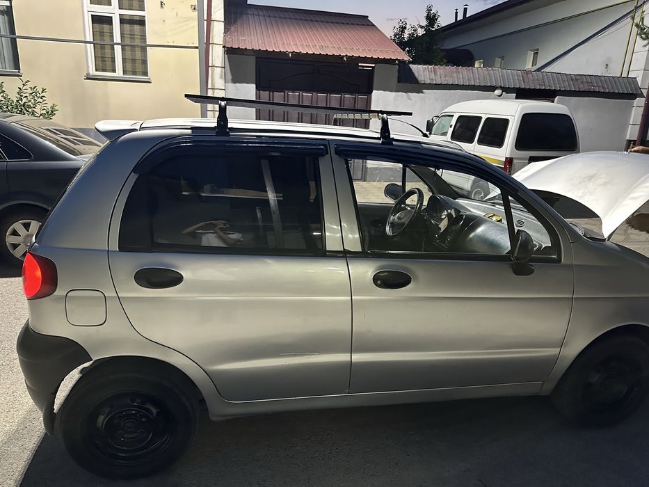 Matiz 2002 yil metan bor sotiladi