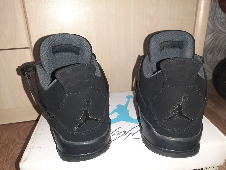Jordan 4 Black Cat