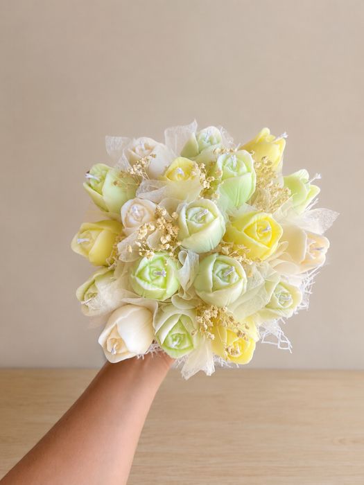 Cadoul perfect! Aranjament floral parfumat.