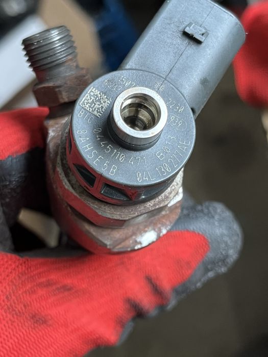 Injectoare pompa inalta , rampa Audi Q5 A6 A5 A4 2.0 tdi 190 CP CNHA