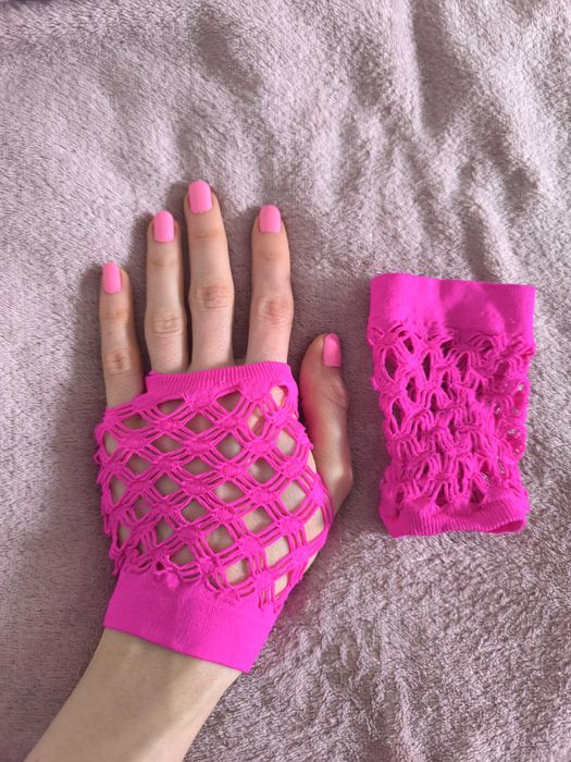 Дамски ръкавици без пръсти (мрежести, платнени) - 3 лв.