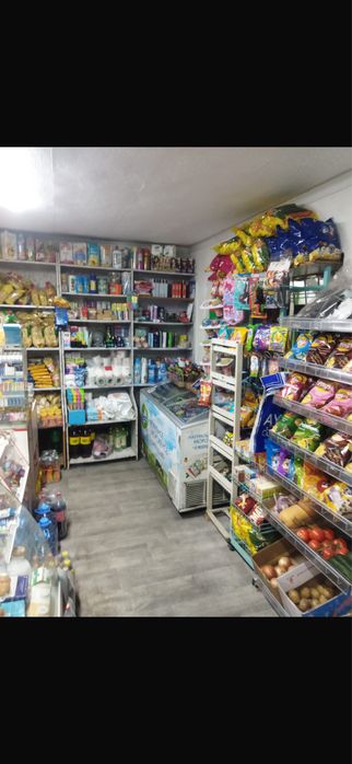 Дом с магазиномм